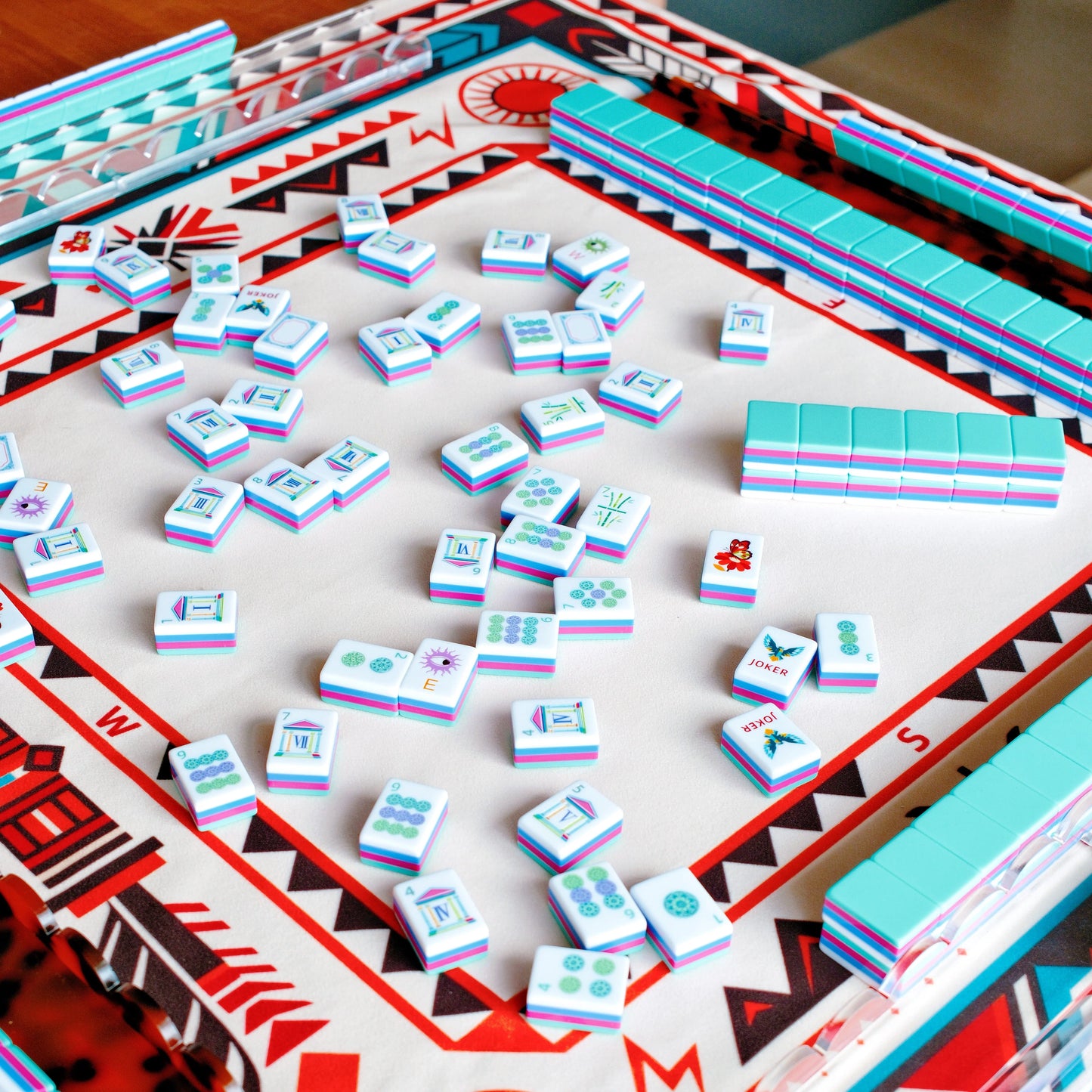 Modern Designer Mahjong Set – Colorful Tiles with Botanical