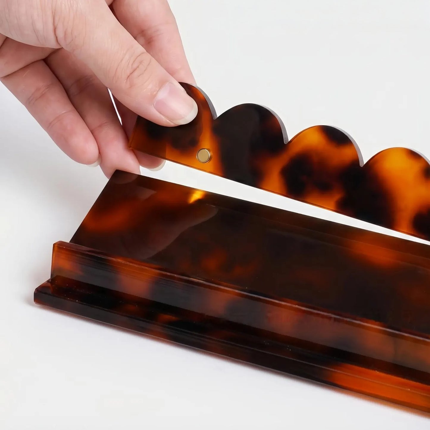 Modern Mahjong Set Premium Tortoiseshell Mahjong Rack with Magnetic Pusher & Wave Mahjong Holder 2